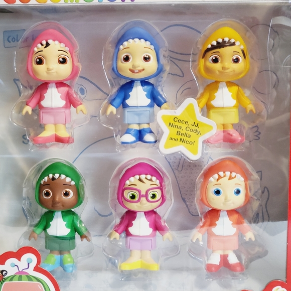 CoComelon Family & Friends Shark Pack - Picture 4 of 6